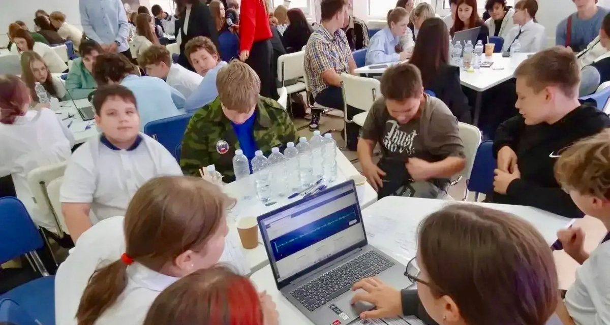 Кадеты школы №12 получили дипломы I степени за исследование биографии Героя Советского Союза